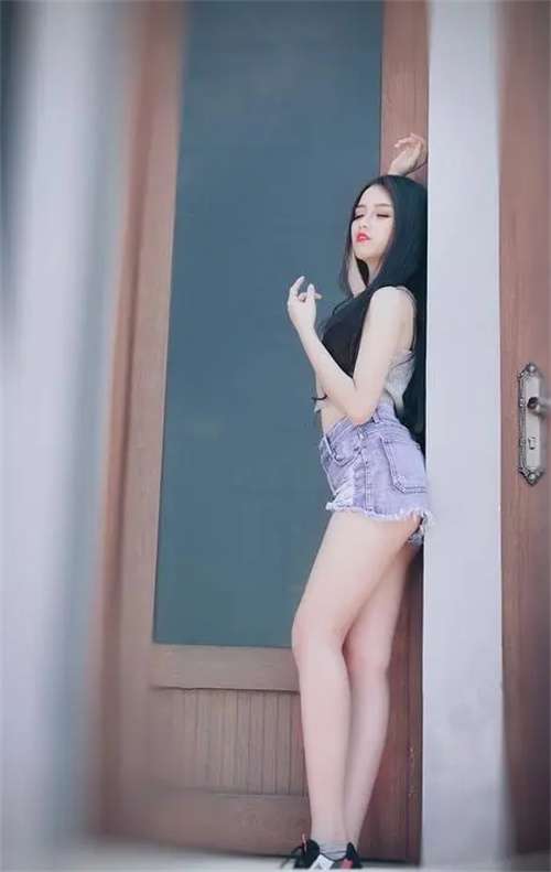 草莓丝瓜污绿巨人黑科技下载图3
