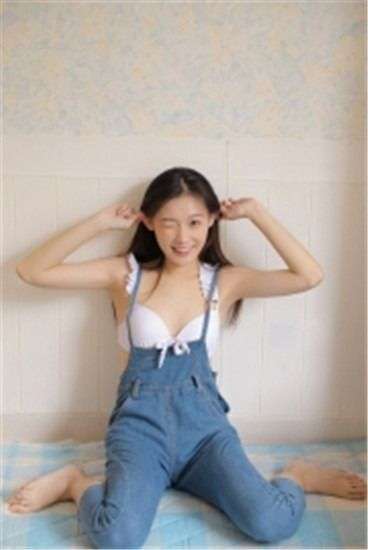 芭乐视频鸭脖视频绿巨人免费版图2